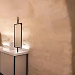 La Canopée 3* Paris