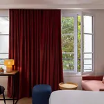 La Canopée Hotel 3*