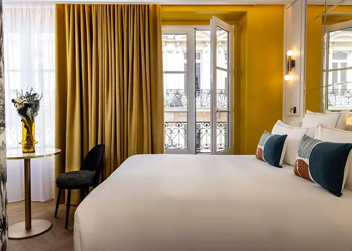 La Canopée Hotel