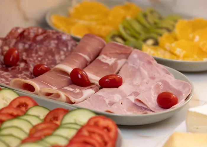 La Canopee Отель Париж