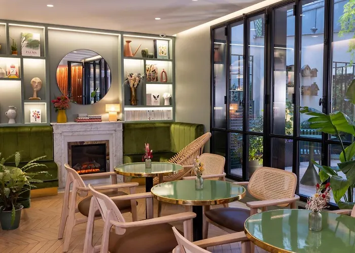 Отель La Canopee Париж