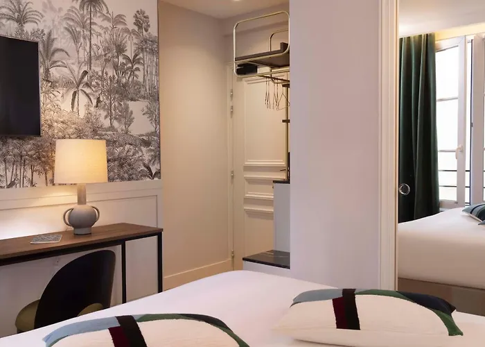 Hotel La Canopée 3*