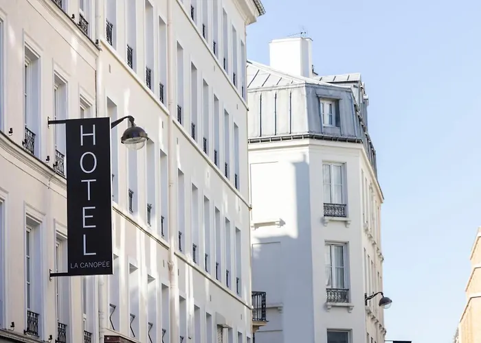 La Canopée Hotel 3*